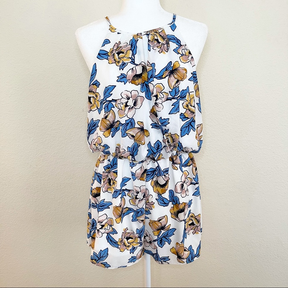 J for Justify floral jumpsuit romper size large